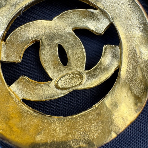 Chanel Vintage Gripoix Necklace 24K Gold Plated - Picture 5 of 6